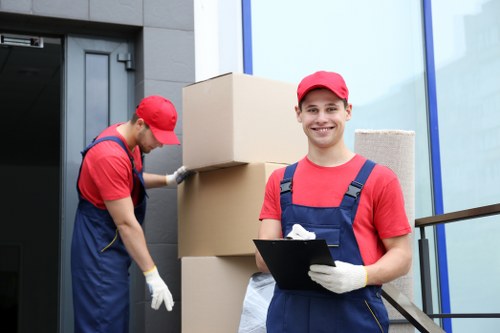 Commercial moving van support for South Woodford businesses