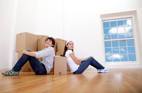 Flat and house move support for customers in South Woodford