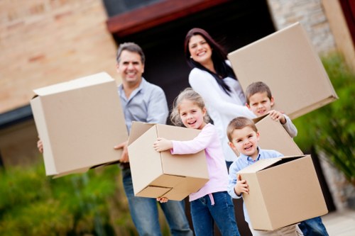 Local moving team planning access and parking in South Woodford